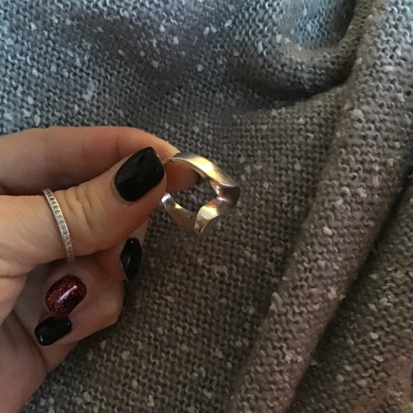 🔥 2 for 50$ 💥 Sterling silver wavy ring - Picture 8 of 9